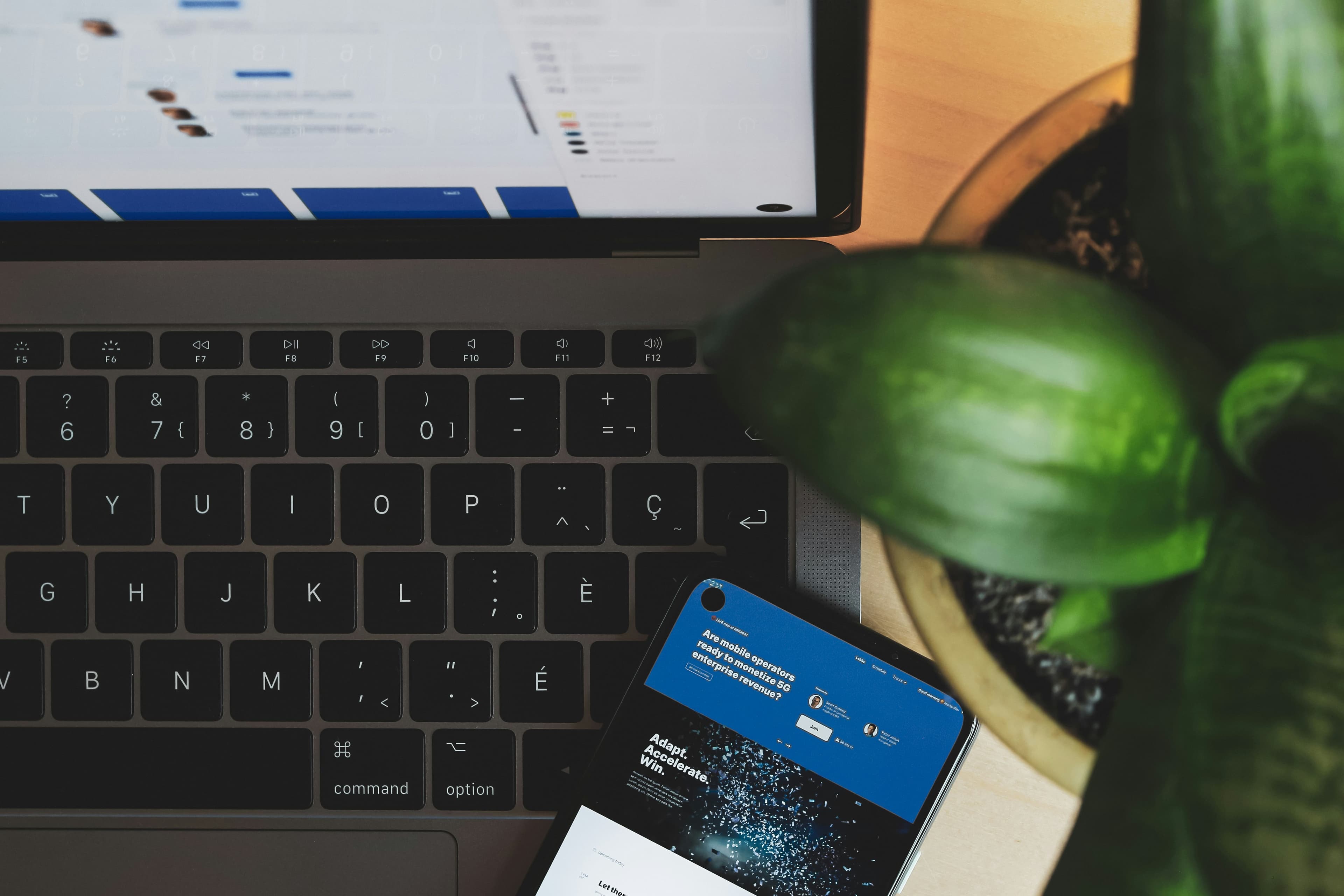 Hostinger vs Bluehost: The Ultimate Comparison (2025)